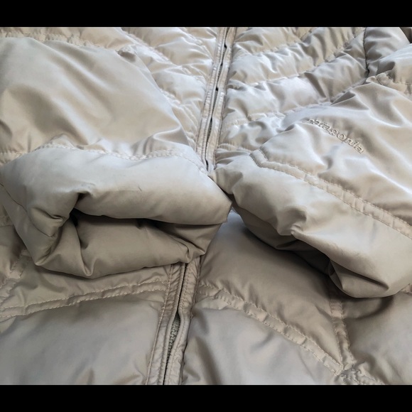 WOMENS PATAGONIA DOWN PUFFER HOODED PARKA, SIZE XS - Picture 11 of 14